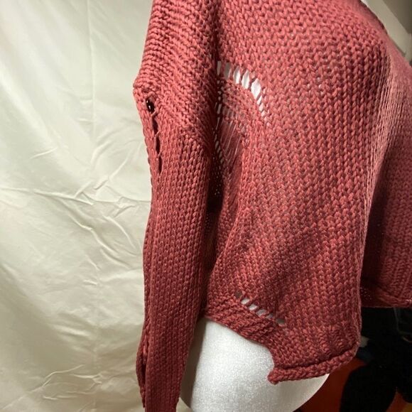 Miracle high low distressed sweater w/ back detail - Picture 3 of 7